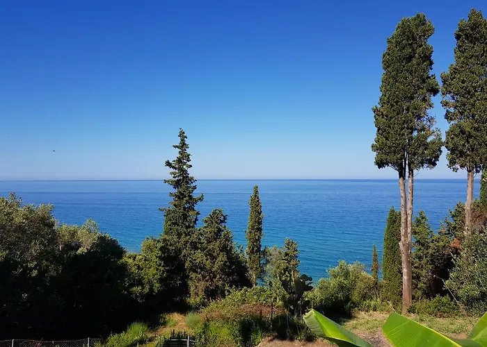 Stefanos By Sv Alians Agios Gordios (Corfu)