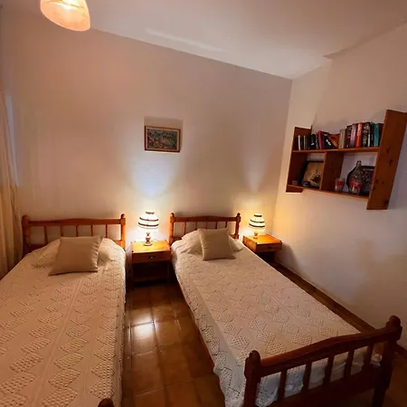 Stefanos By Sv Alians Ájosz Górdiosz